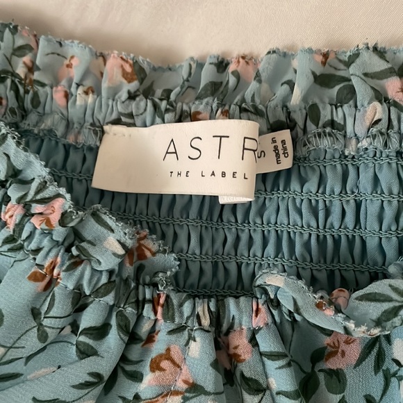 Astr The Label Blue Floral Dress - Picture 5 of 5